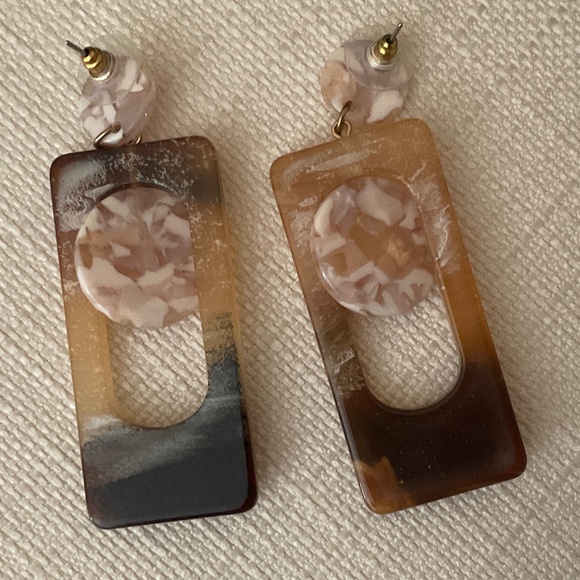 Geometric composite dangle - Picture 4 of 4